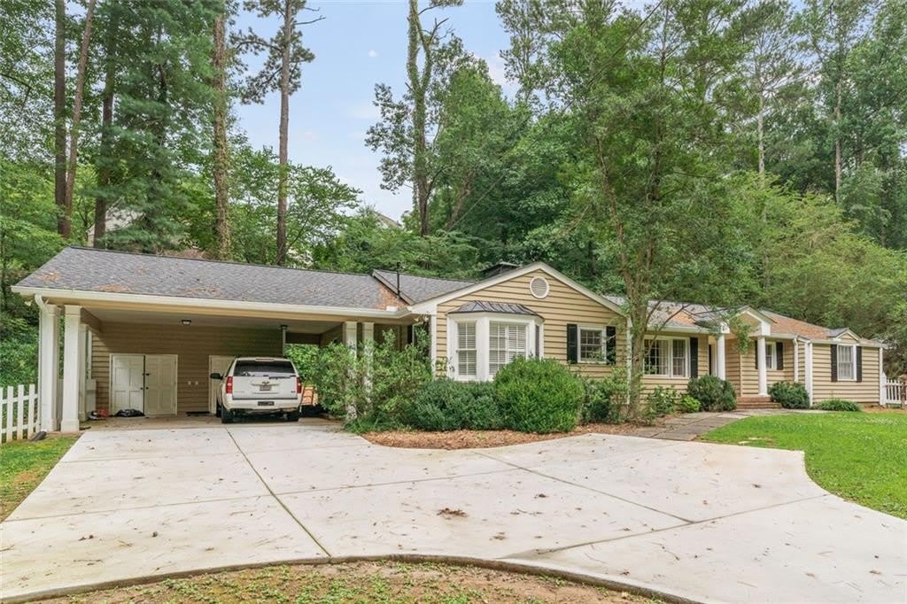 2986 Mornington Drive NW – photo 3