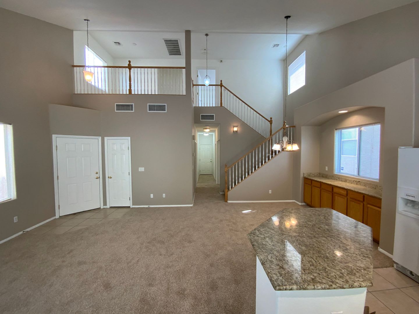 NW Home w/ 2 Primary Bedrooms with one downstairs – photo 4