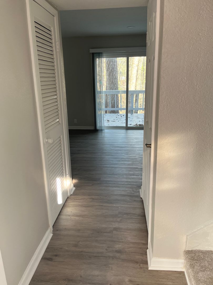 2 bedrooms and 1.5 bathrooms – photo 2