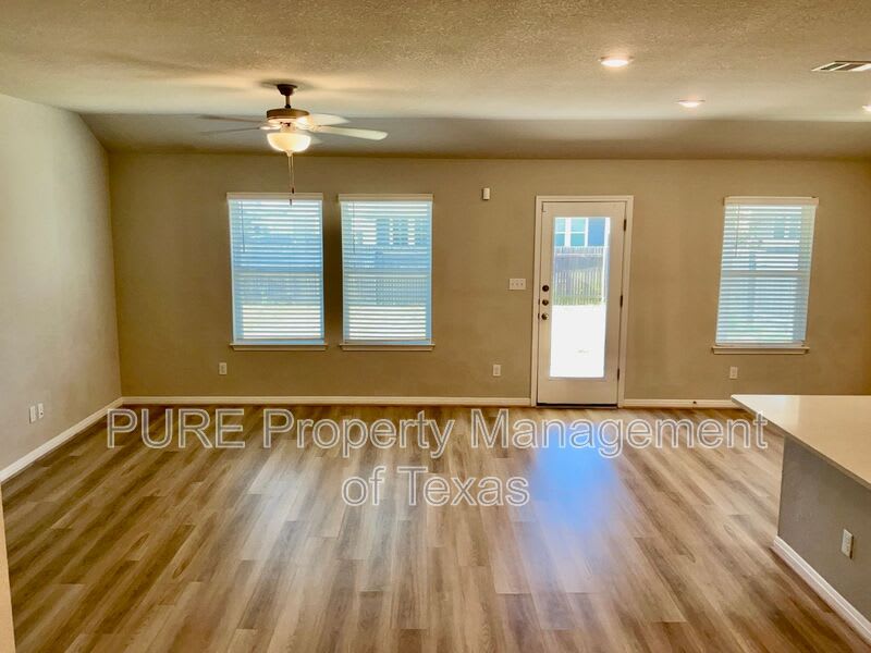 1013 Otello Way – photo 4