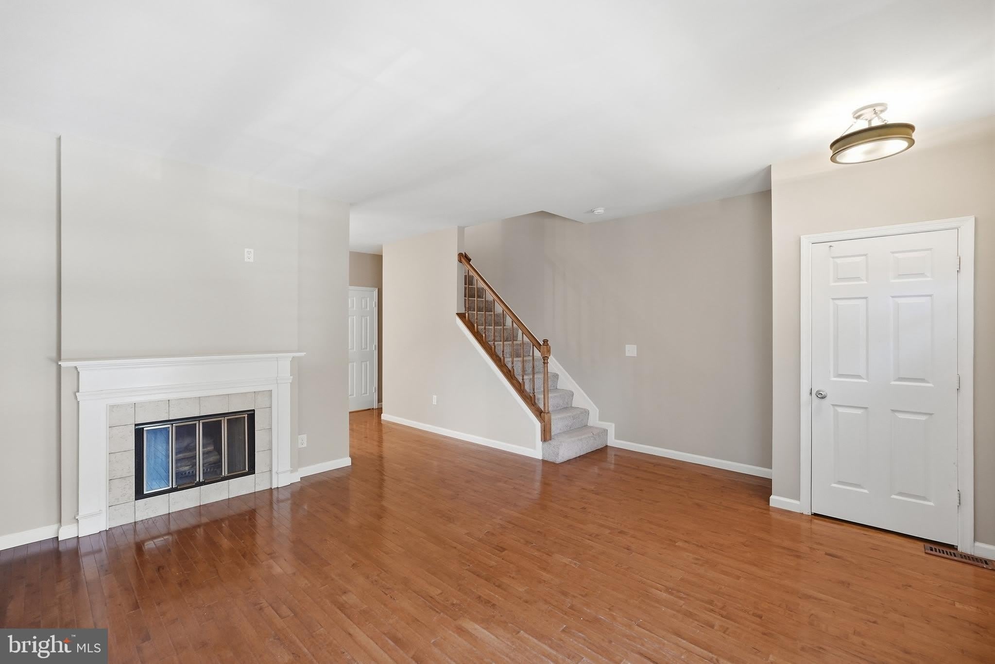 7253 STOVER Drive – photo 5
