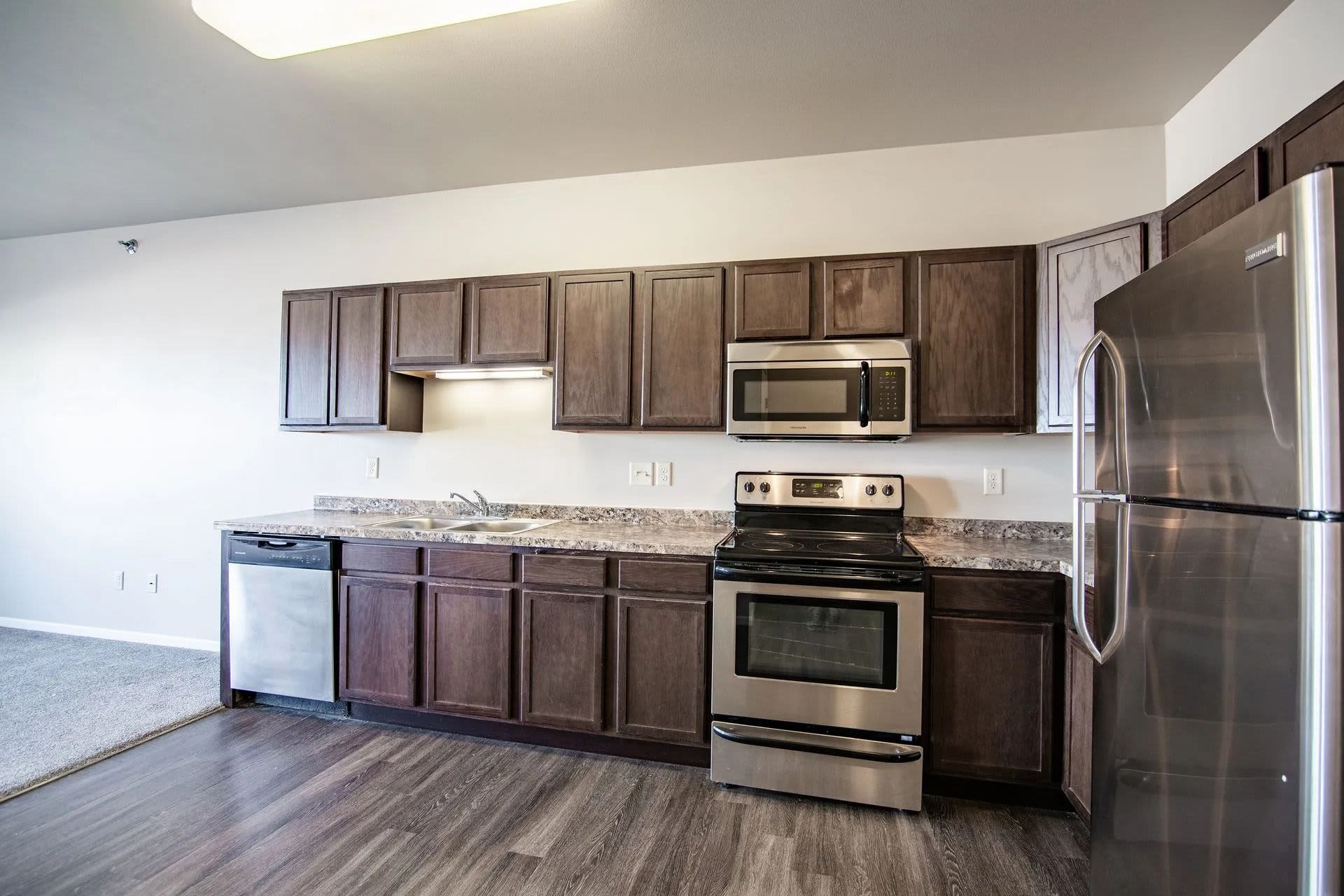 West Creek Crossing Apartments – photo 3