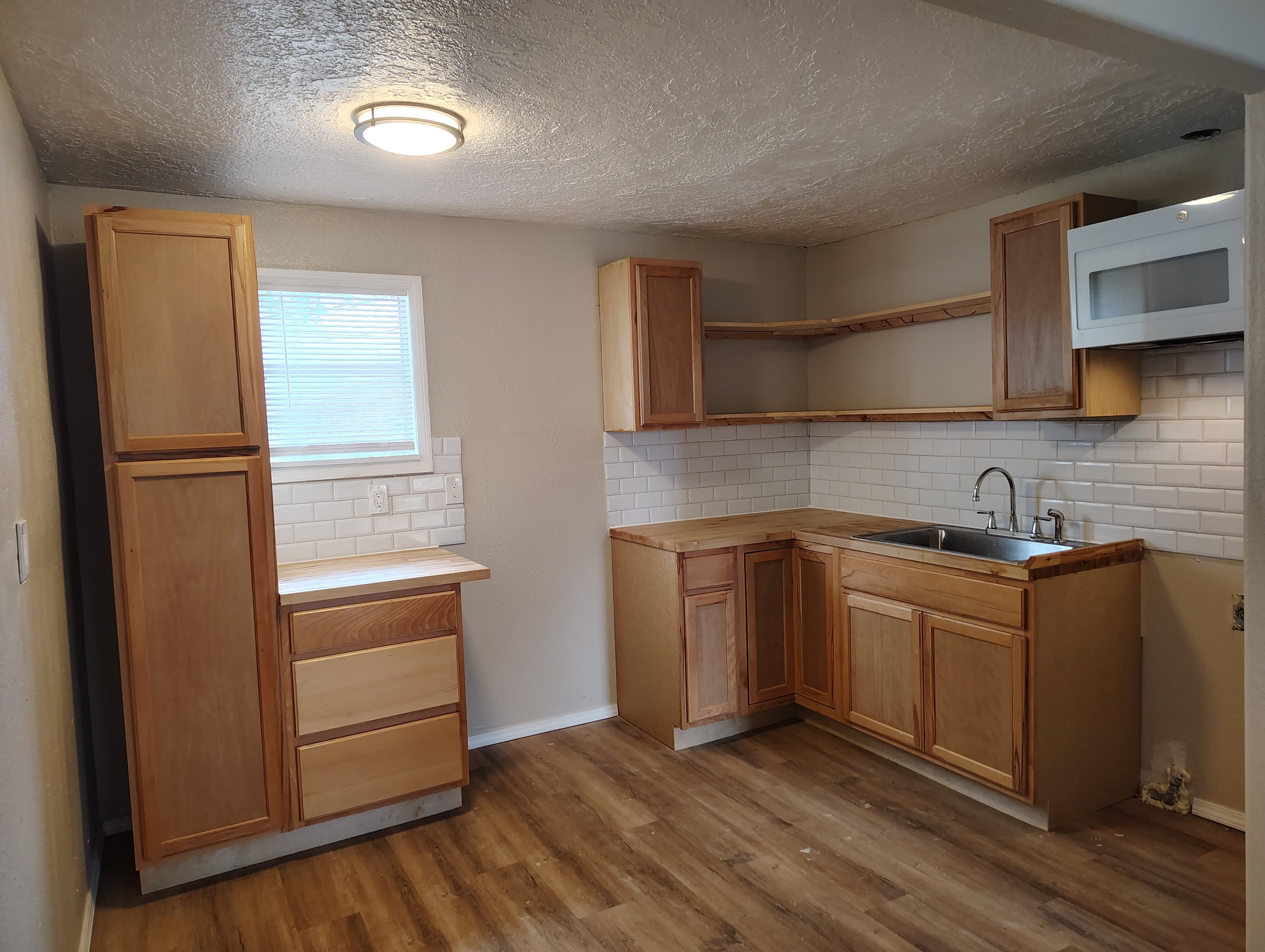 602 South Woody Drive Apt BApartment B – photo 4