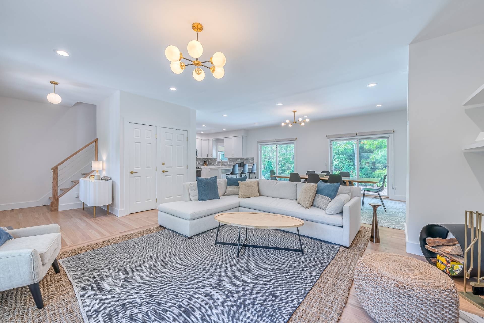 38 Cove Road S – photo 5