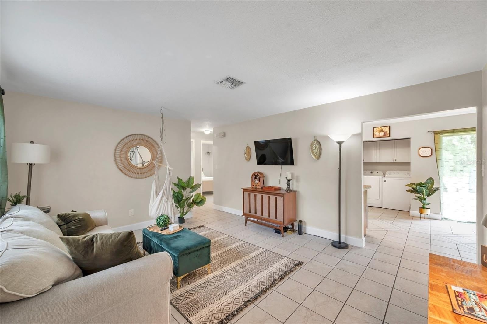 3371 N BAY Avenue – photo 4