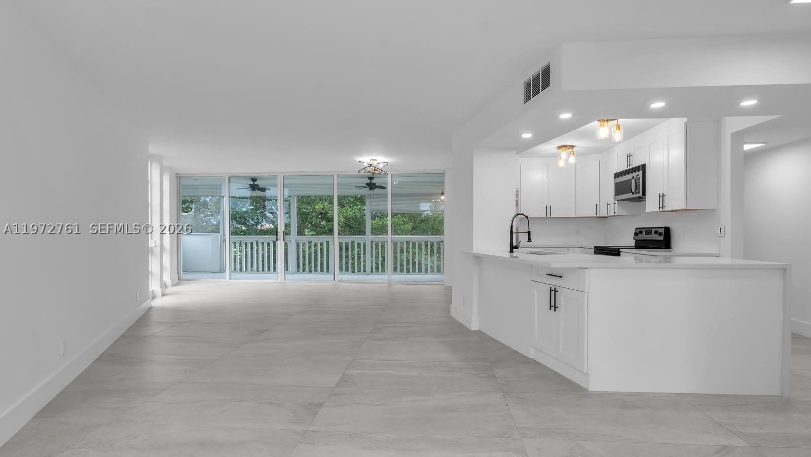 6911 Environ Blvd – photo 1