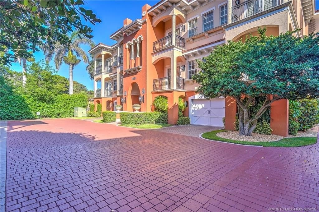 1528 Ne Outrigger Landings Drive – photo 5
