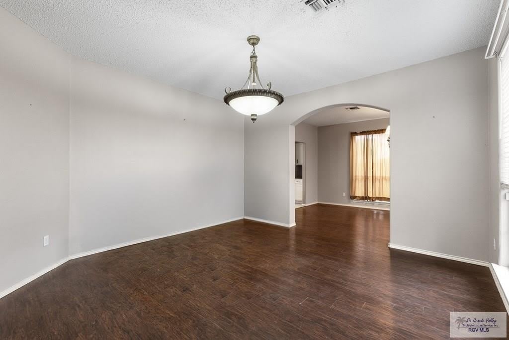 2784 Woodside Dr – photo 2