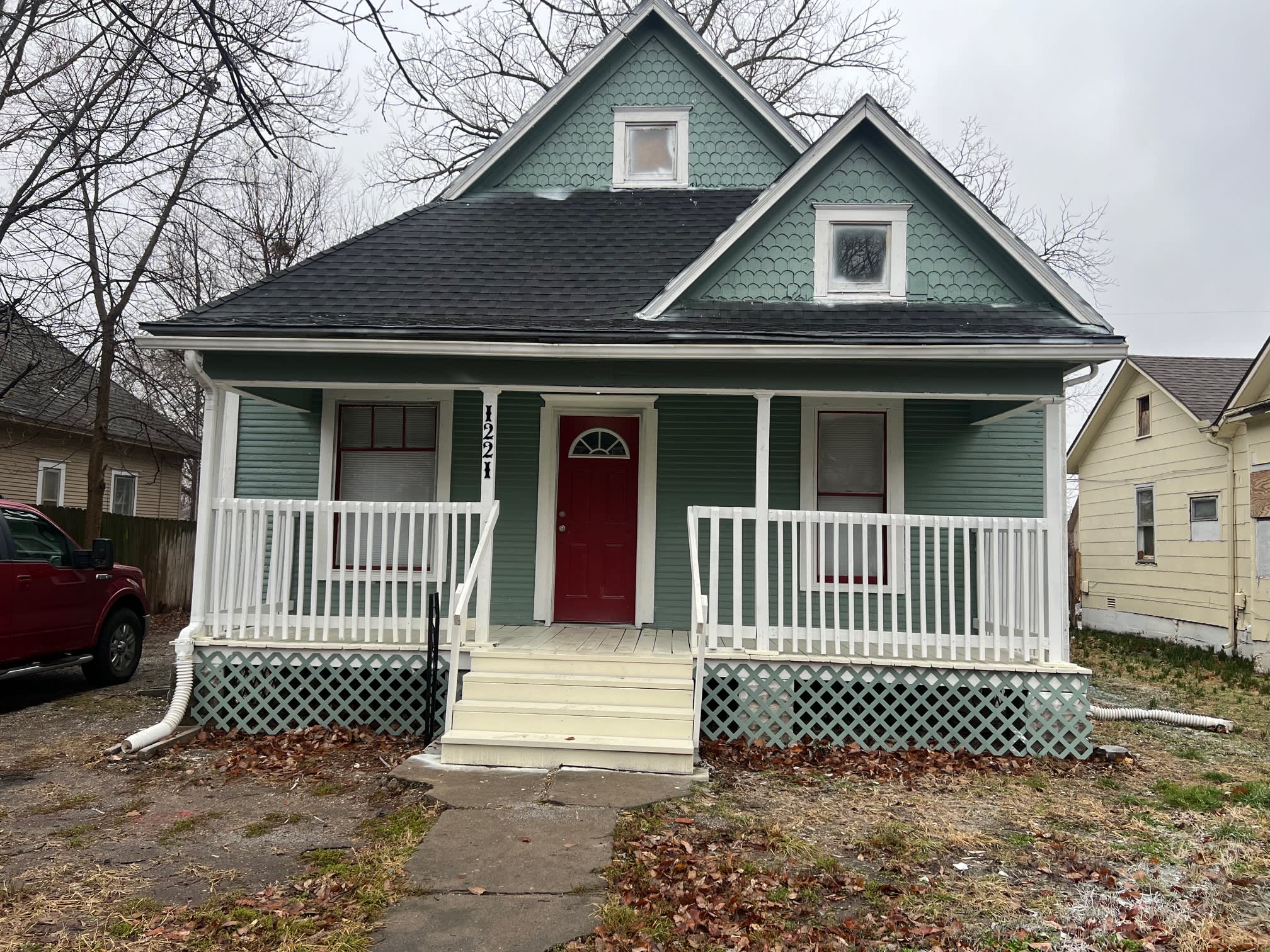 1221 S St Francis Ave – photo 1