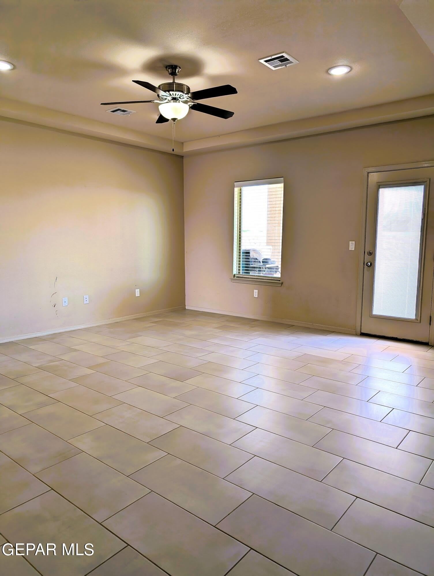616 Rafael Marmolejo Street – photo 3
