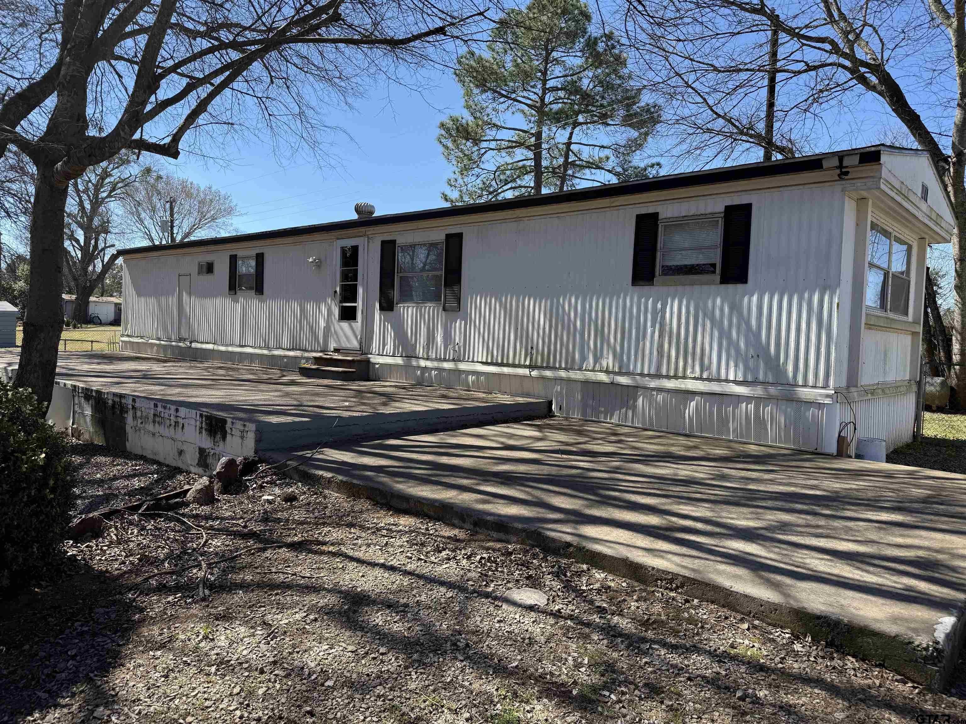 11424 Crestview Ln – photo 2