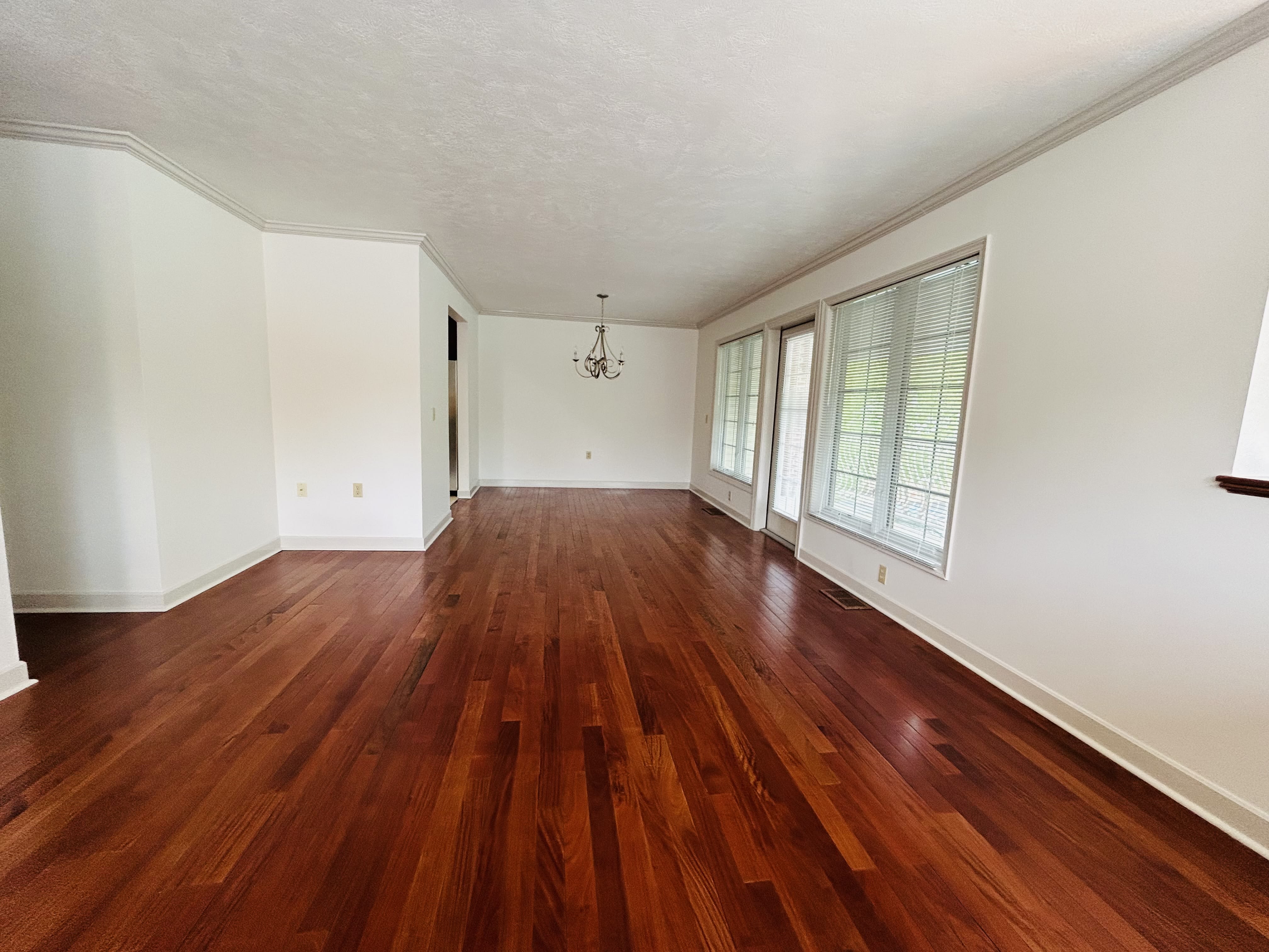 740 Turnpike St – photo 5