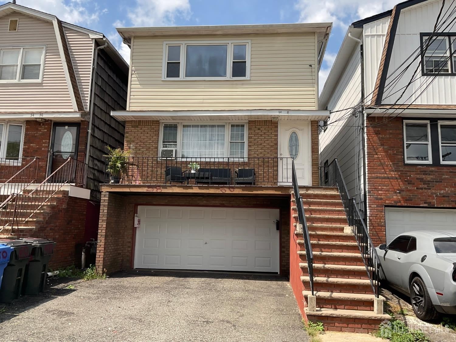 60 Glenn Drive – photo 2