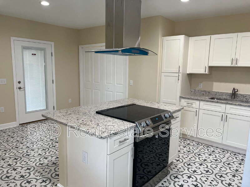 407 Ave A SE – photo 3