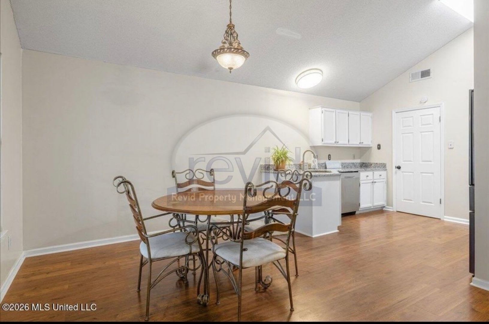 7194 Atterbury Cir E – photo 3