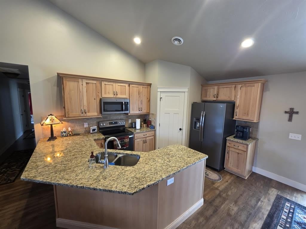 3020 Hardpan Ave – photo 4