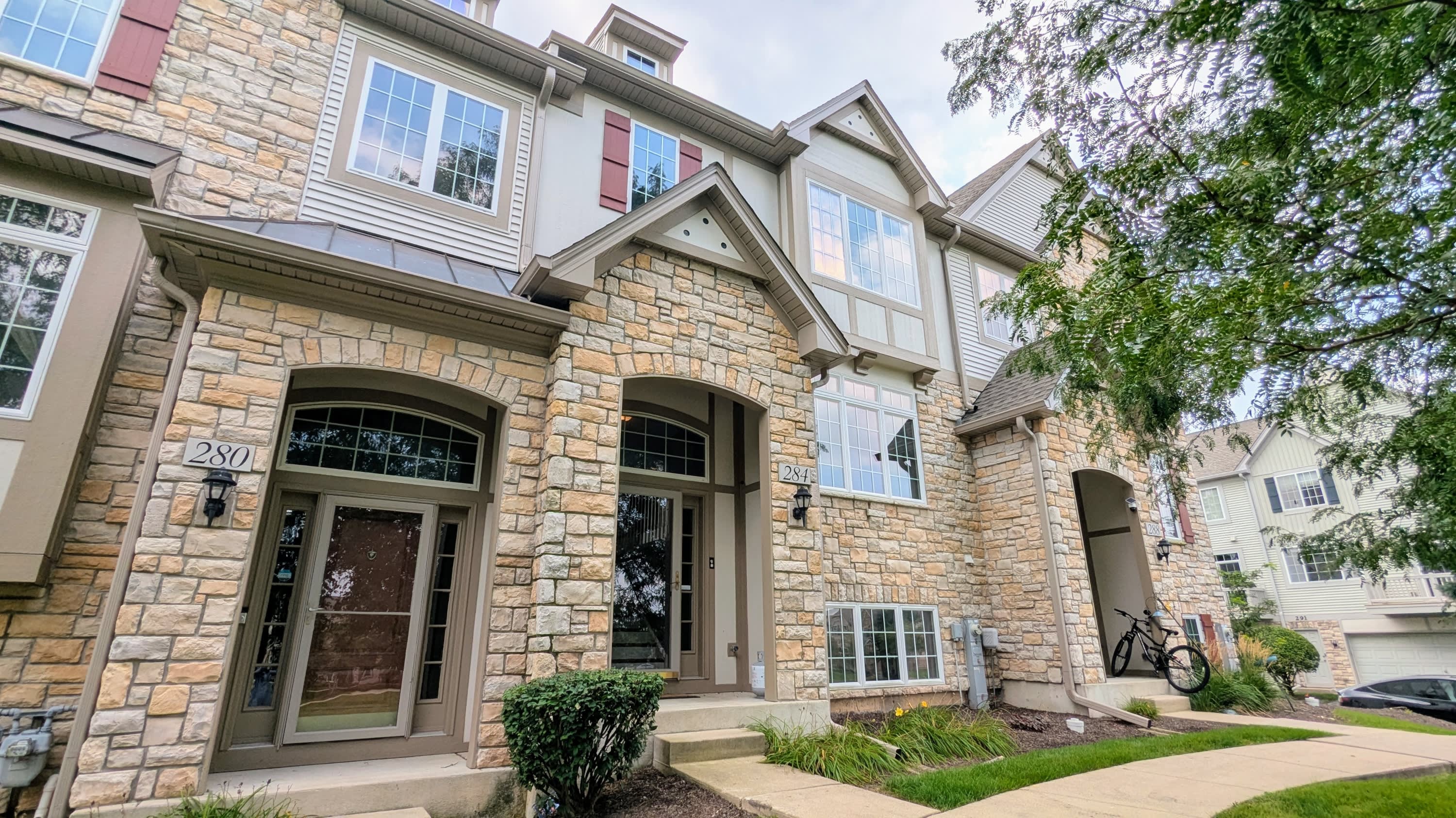 284 Edmundton Circle – photo 1