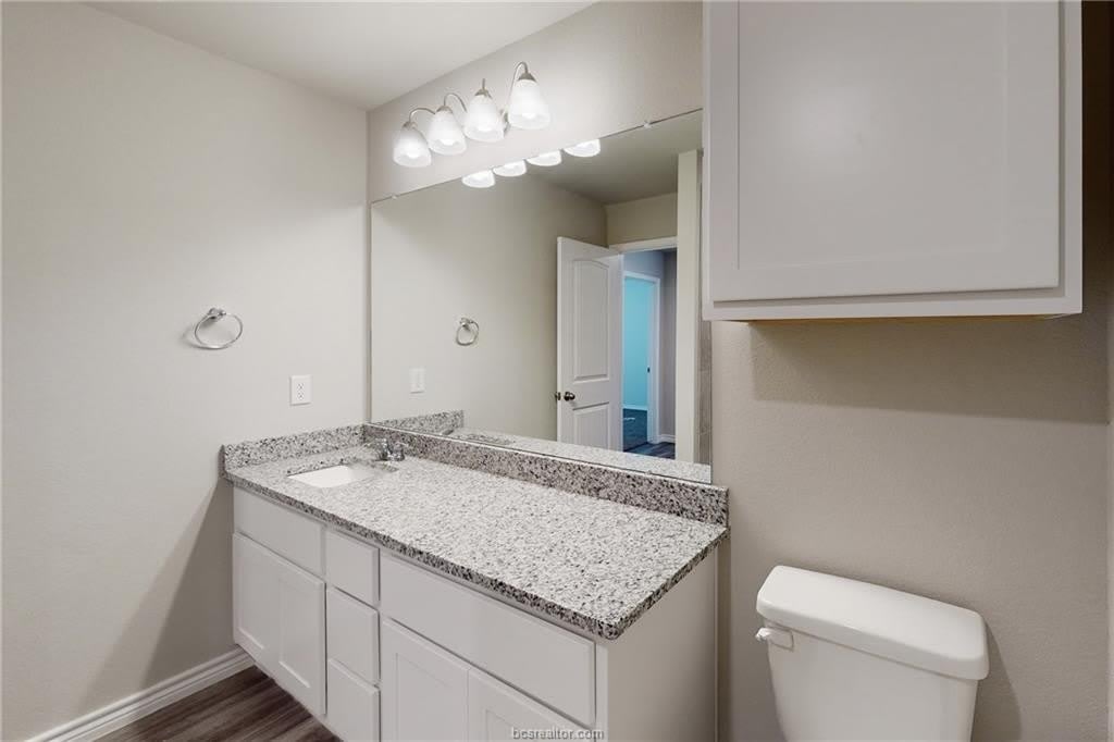 2043 Chief Street – photo 1