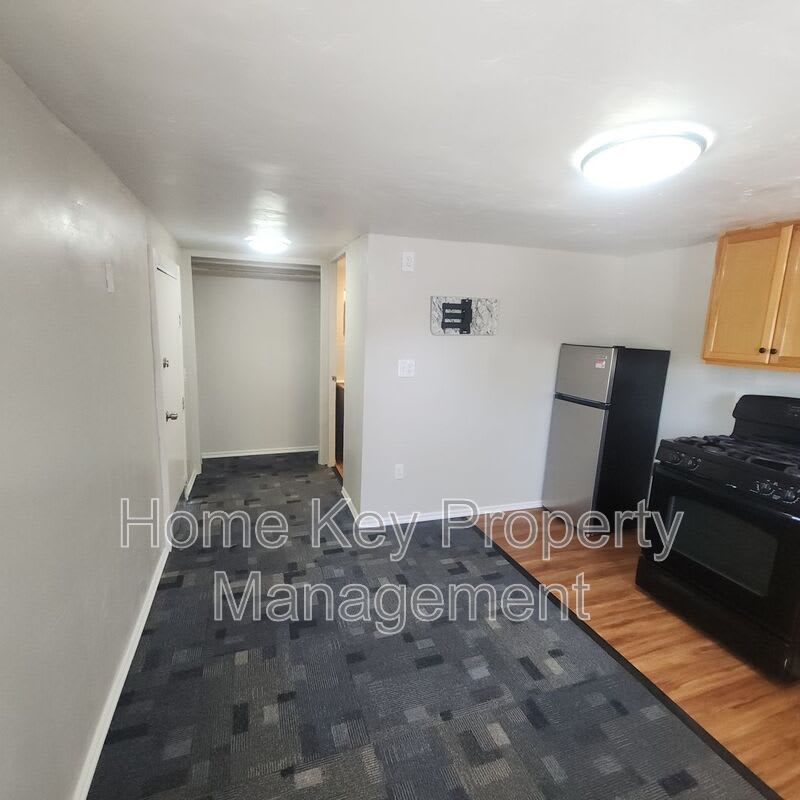 677 W 100 N – photo 4