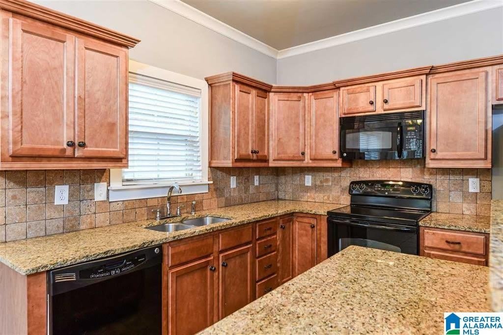 366 KINGSTON CIRCLE – photo 4