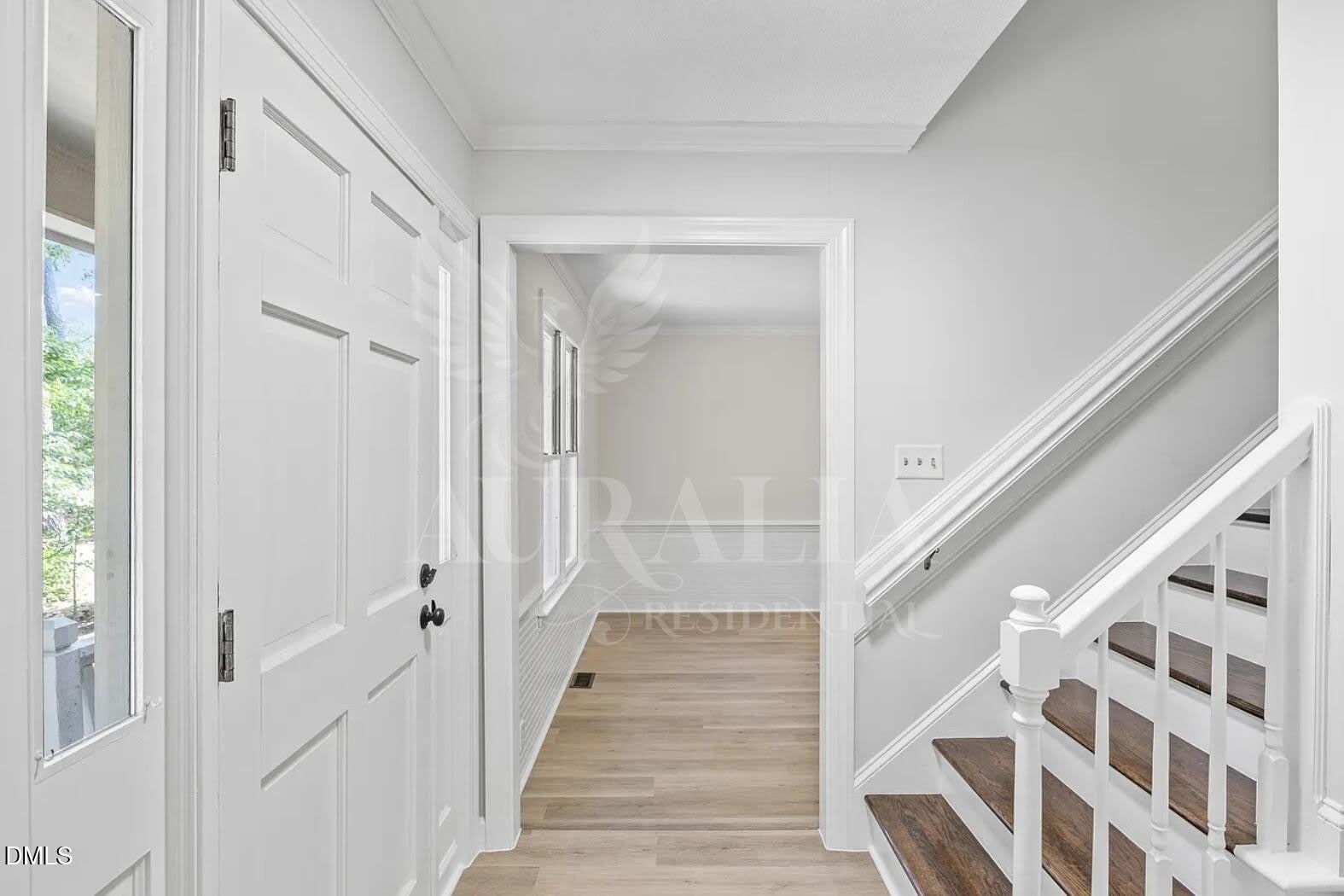 623 Elmwood Court – photo 5