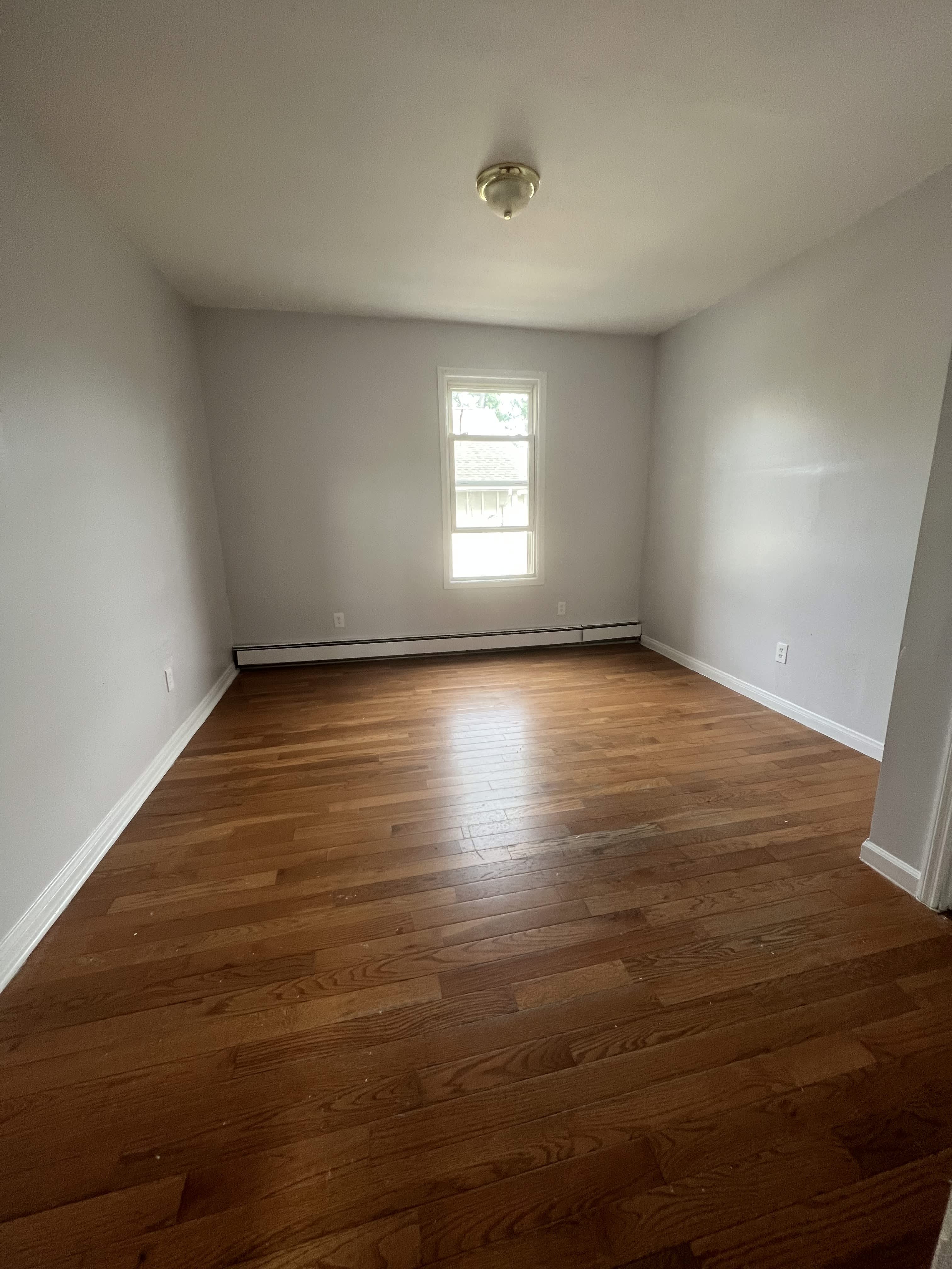 166 Chancellor Avenue – photo 1
