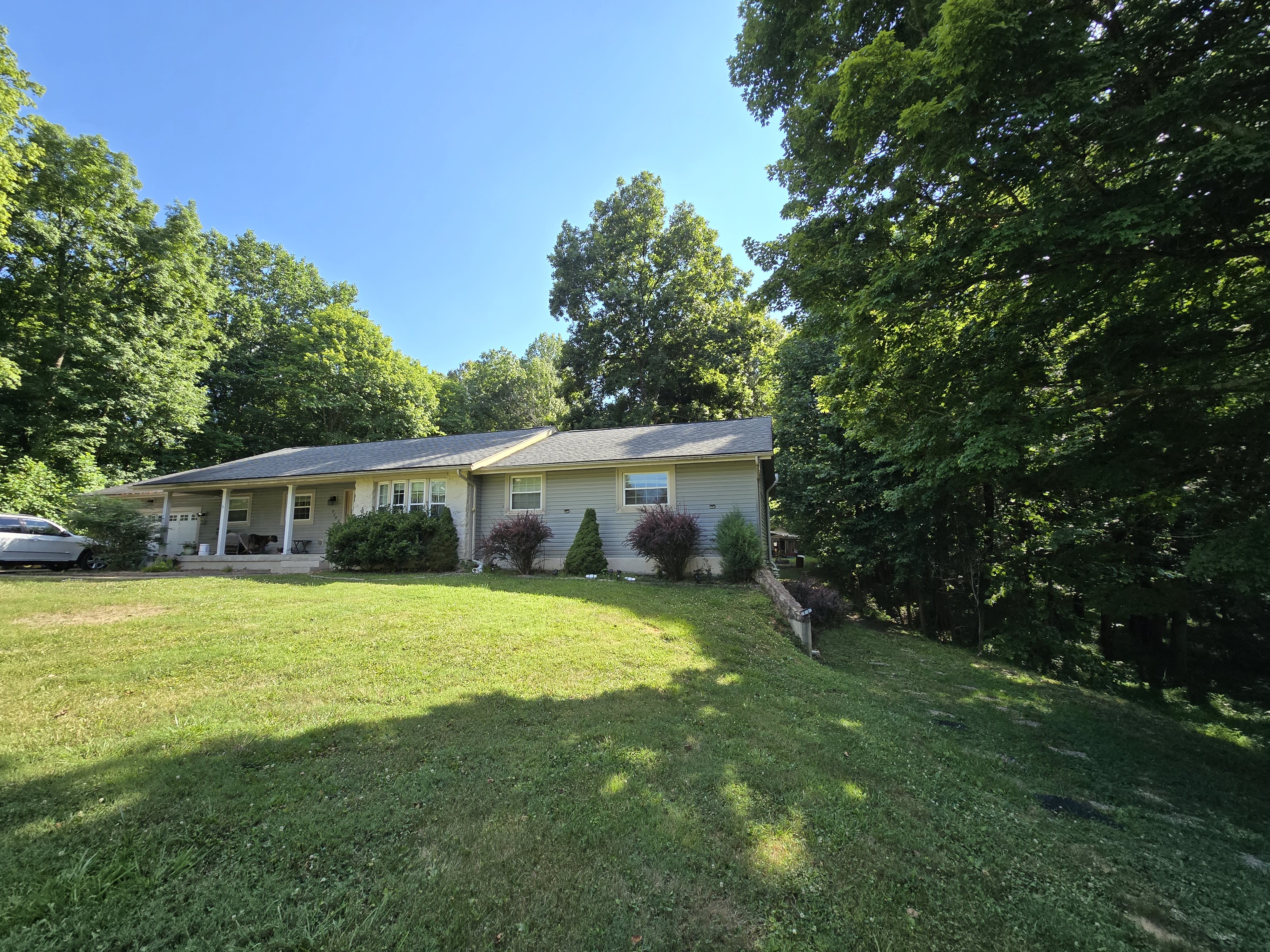 928 Hickory Drive – photo 2