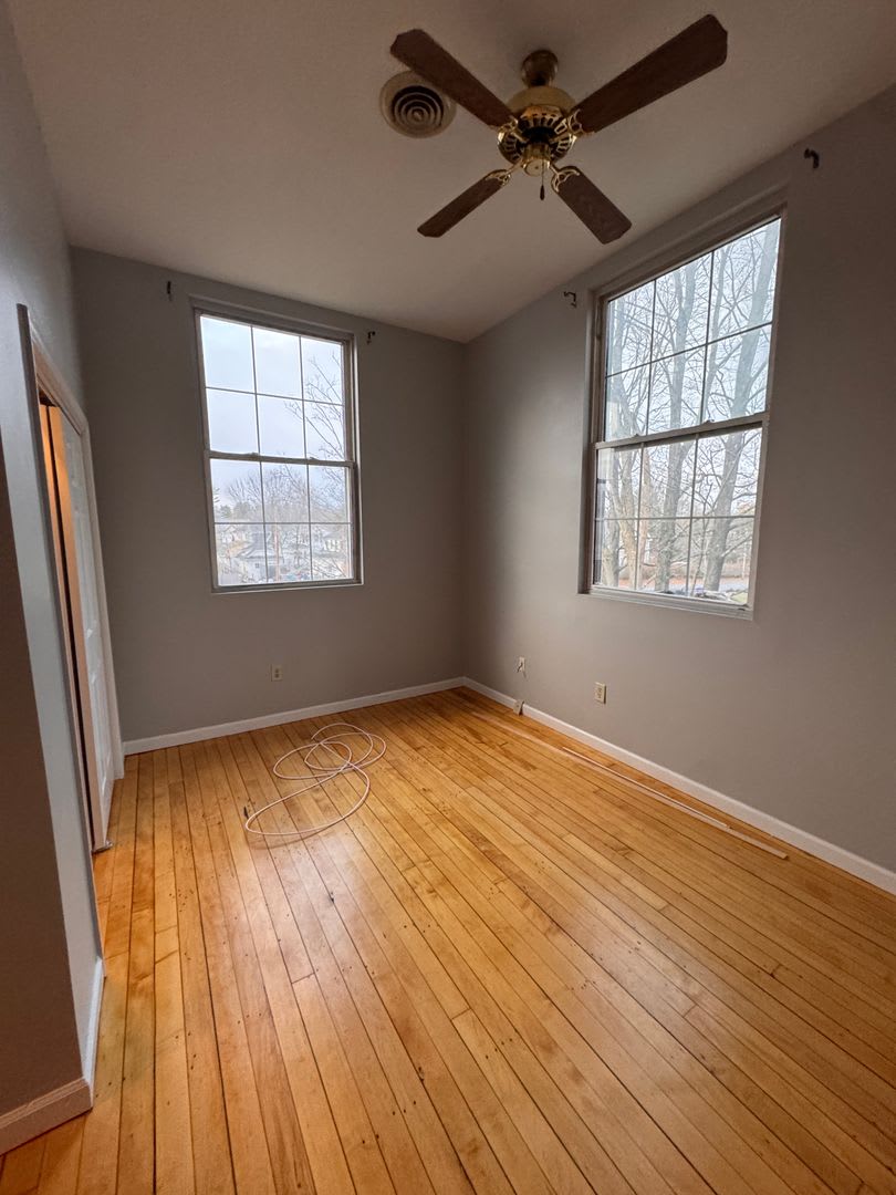 Derry Nh 1 Bedroom – photo 1