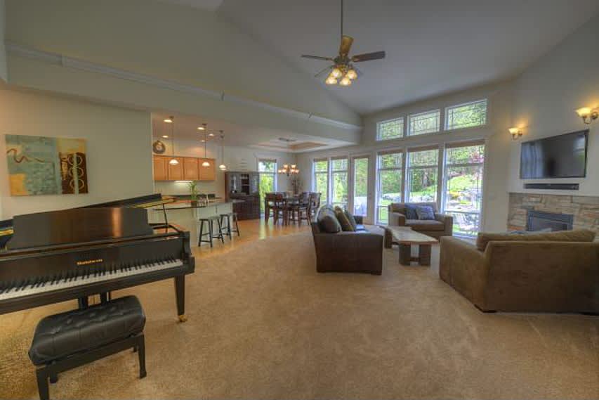 4820 Beaver Pond Drive South – photo 2