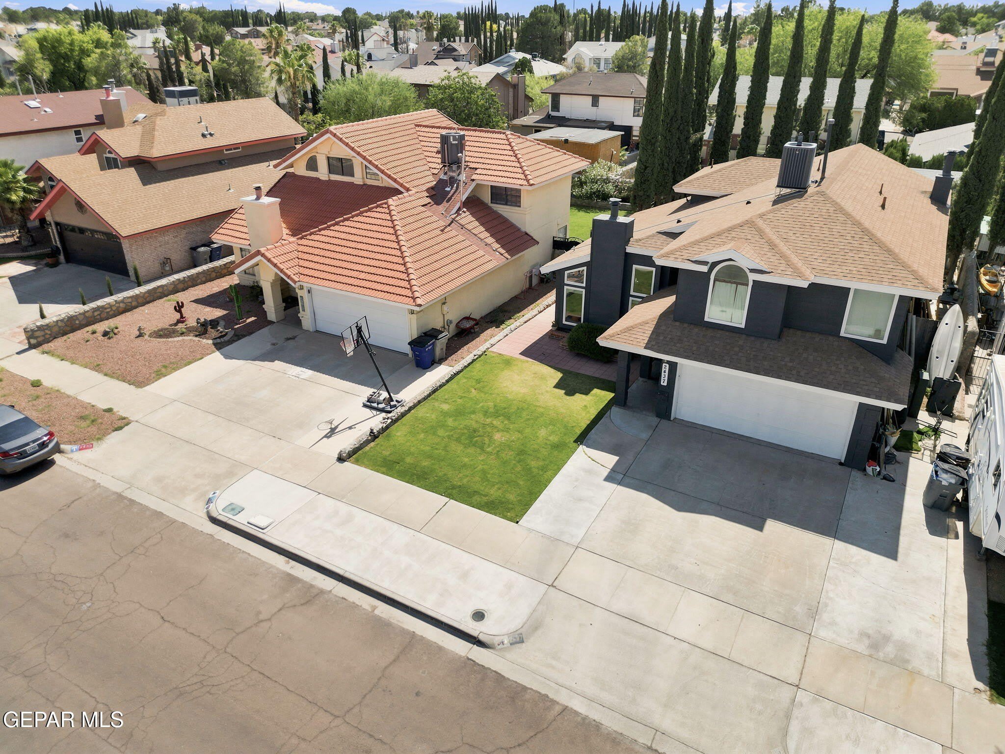 2437 FLETCHER Place – photo 4