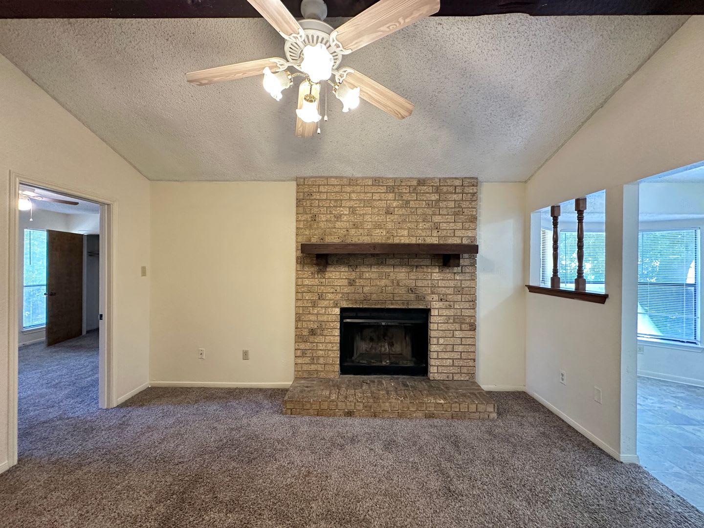 2402 Kirk Cir – photo 3