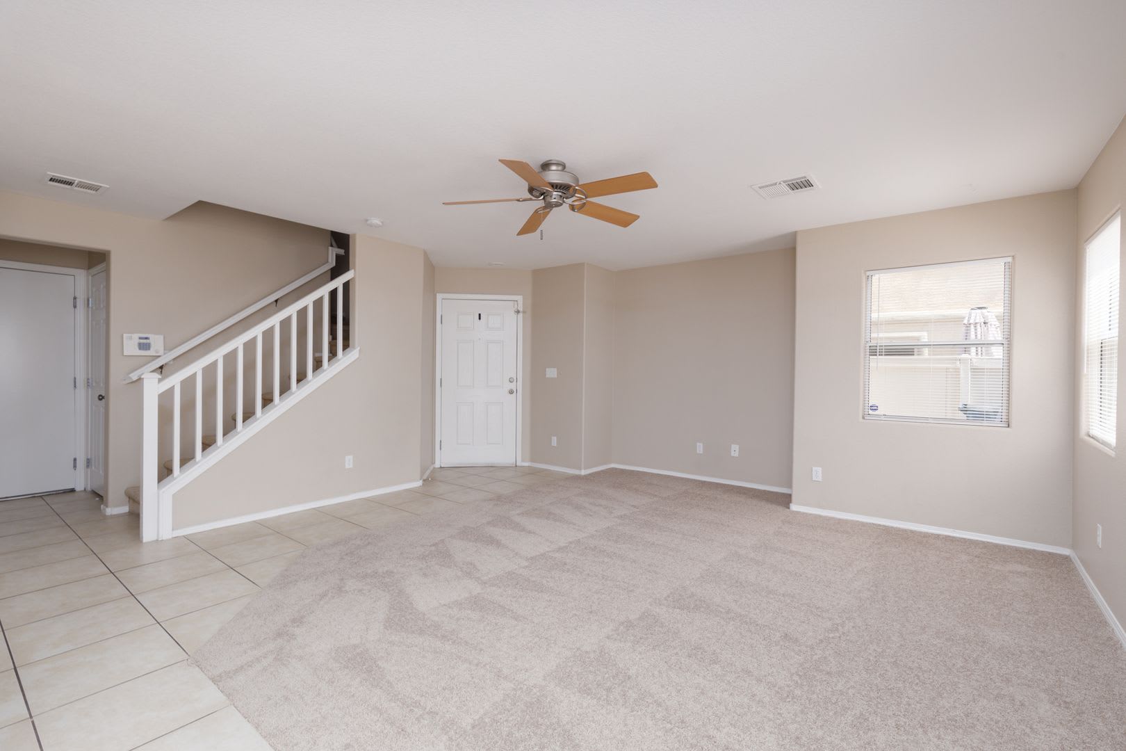 3 bedroom single family home in Henderson! – photo 4