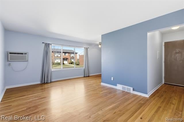 4840 Briarwood Avenue – photo 2