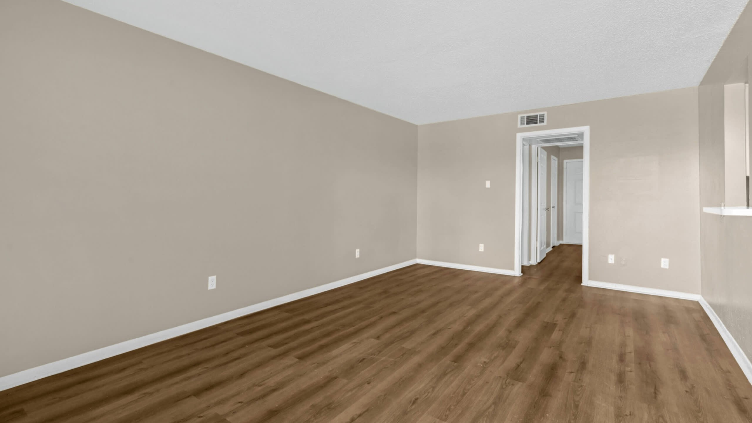 Hickory Apartments – photo 4