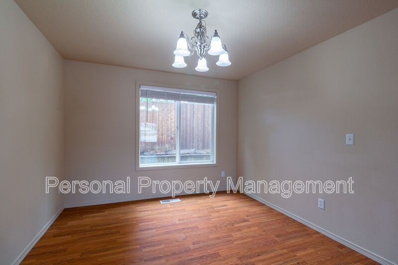 7905 NE 64th st. – photo 4