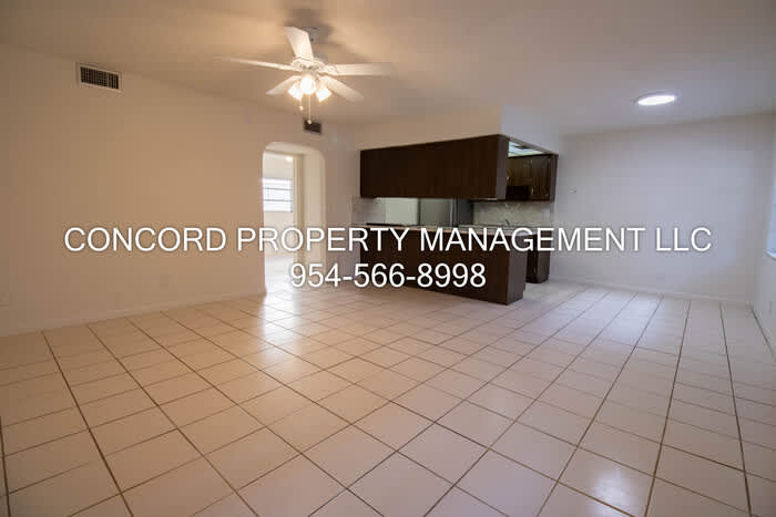 1501 Southwest 2nd Street #3 – photo 1