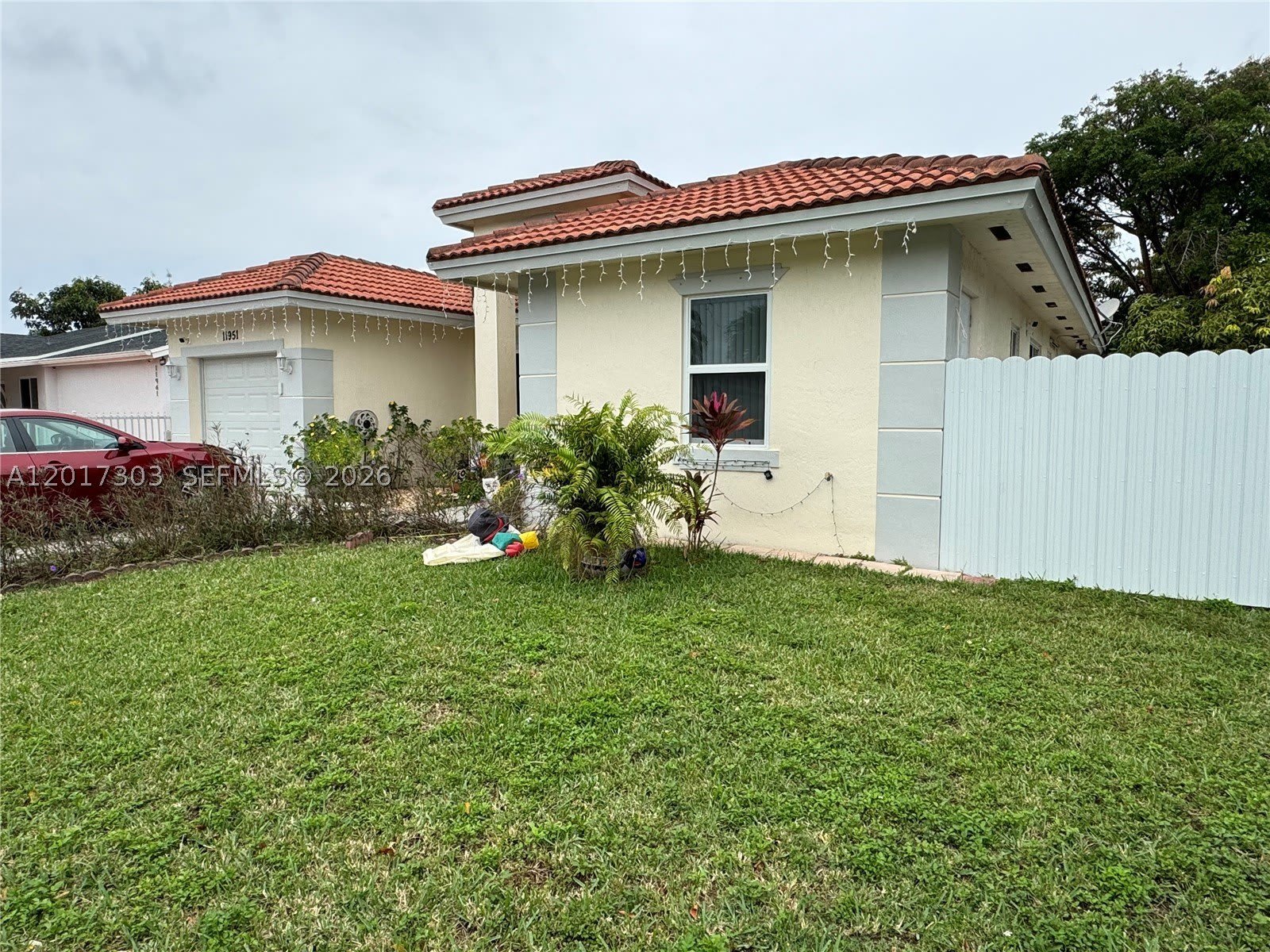 11951 SW 192nd Ter – photo 2