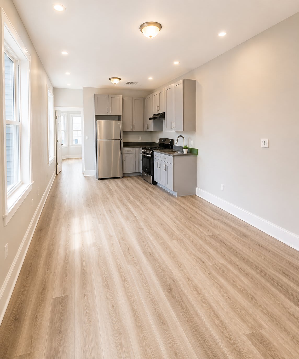 186 Hawthorne Avenue – photo 3