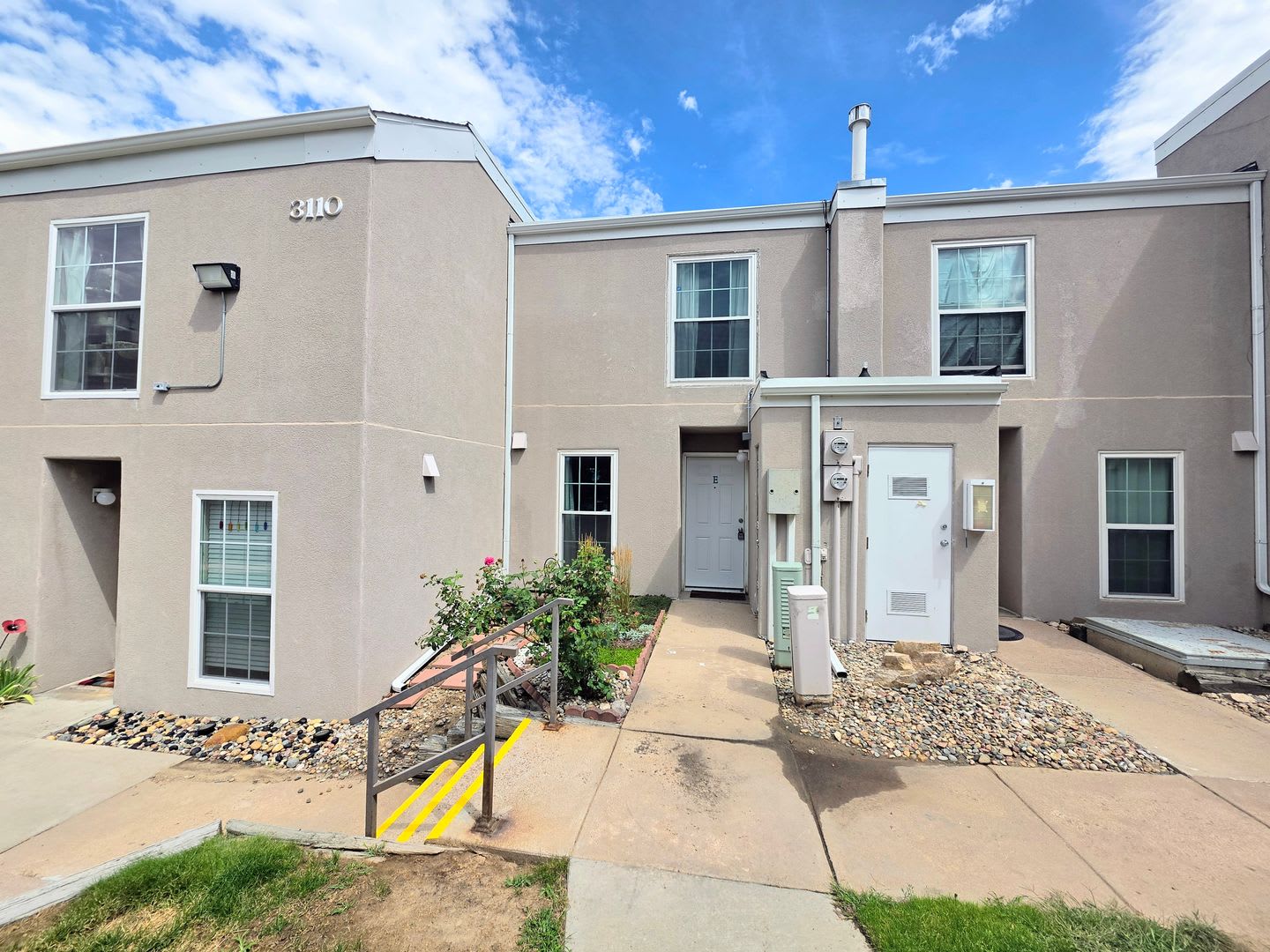 Utilities Included! Charming 2-Bed, 2-Bath Condo in Colorado Springs – photo 2