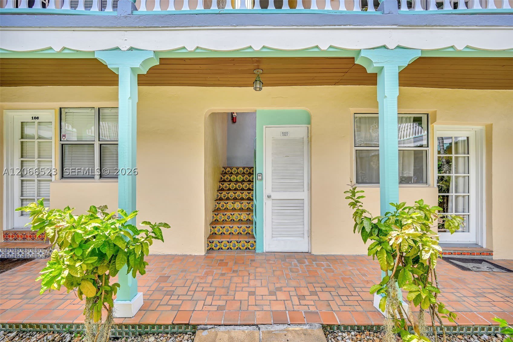 736 13th St – photo 3