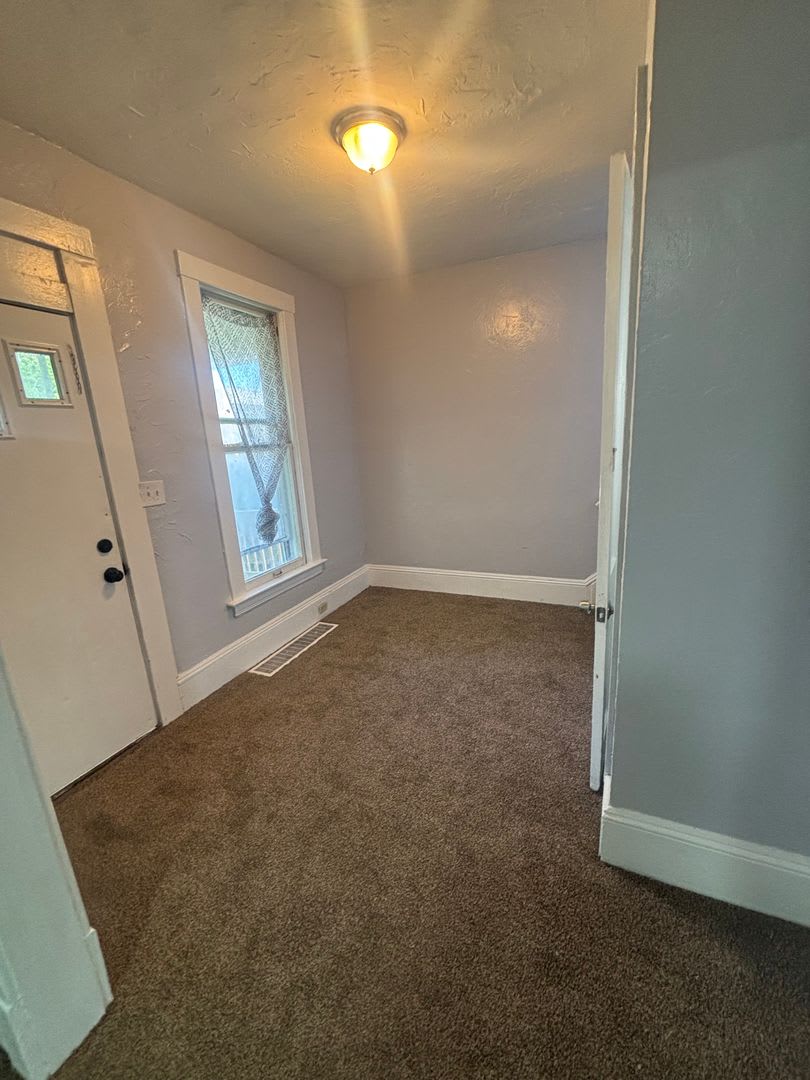 3bd Single Section 8/Cash Pay – photo 5