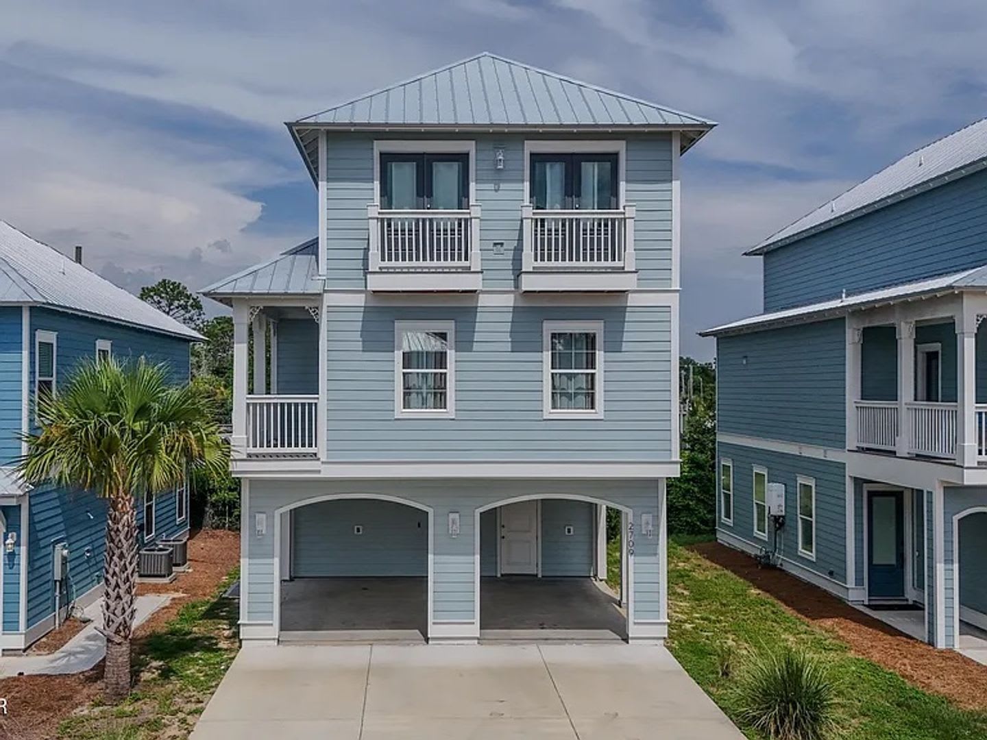 4 bedroom Fully Furnished – photo 1