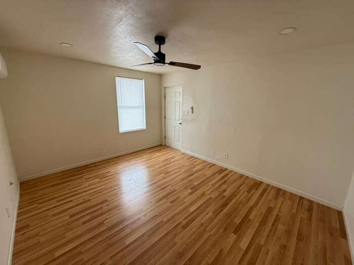 860 East 13th Street – photo 3