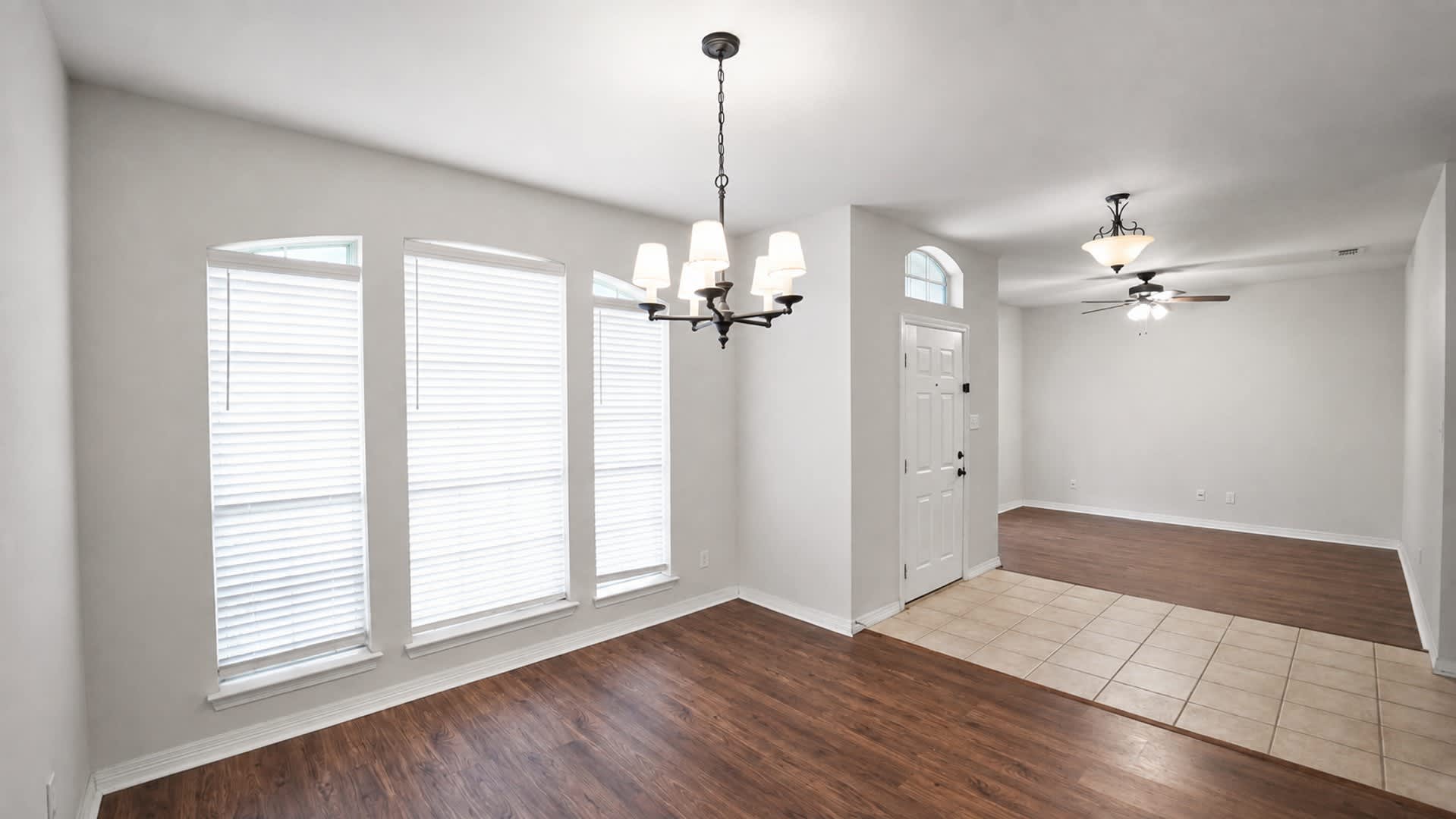 FOR LEASE! Stunning 3 Bedroom, 2 Bathroom, 2 Car Garage Home Located In Country Brook Park Estates – photo 2