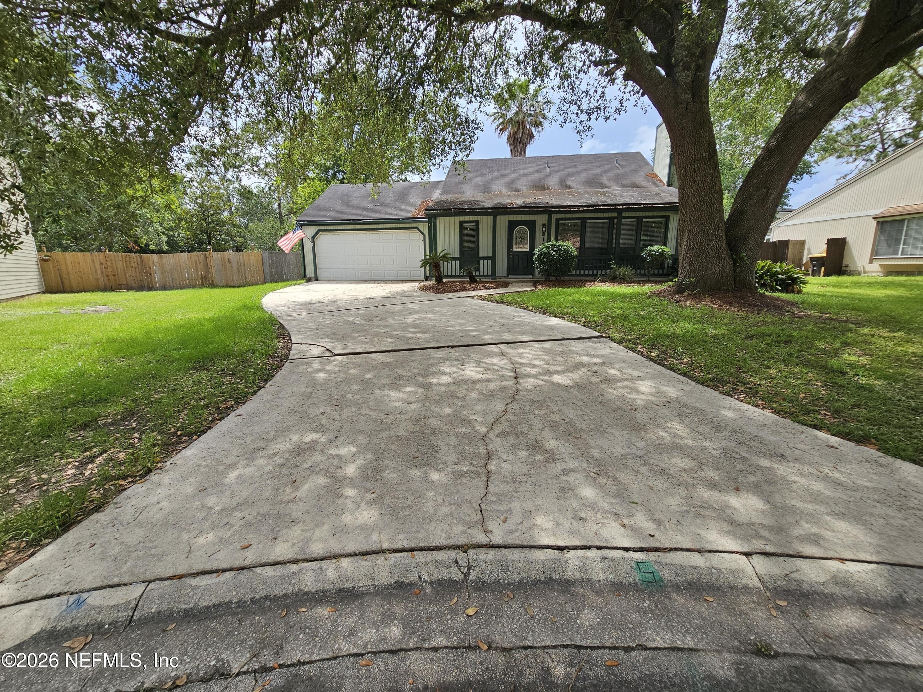 8176 Kilwinning Lane – photo 2
