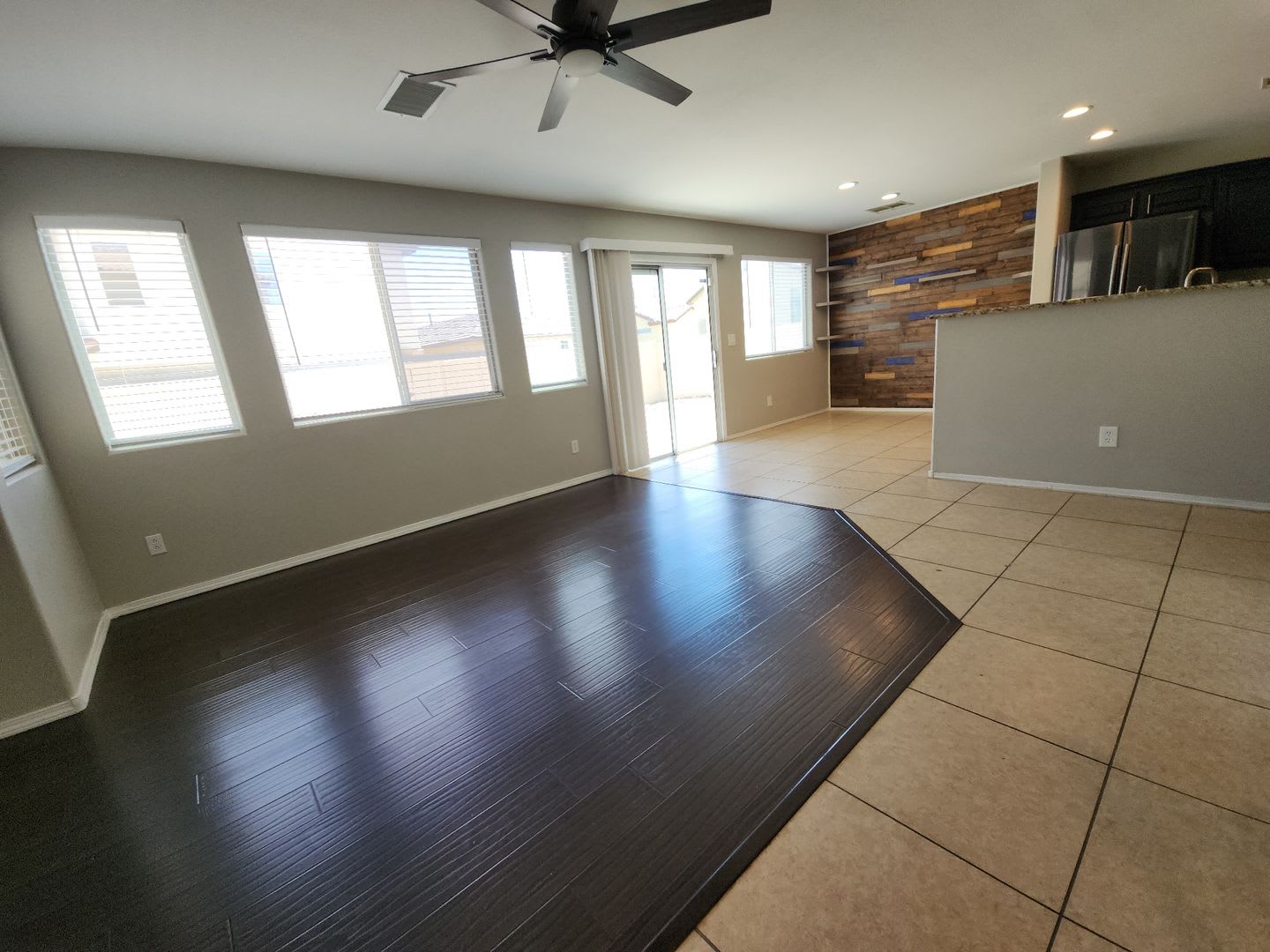 Great 4 Bedroom Home located in Centennial Hills Town Center neighborhood. – photo 2