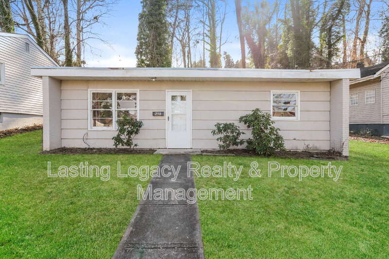 238 Bond Street – photo 1