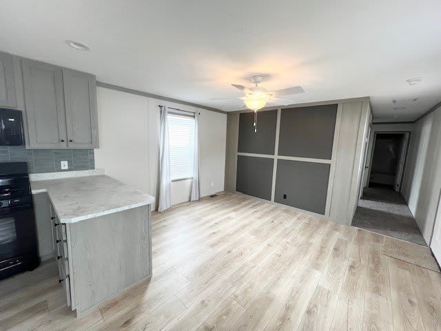 476 N Kensington – photo 3