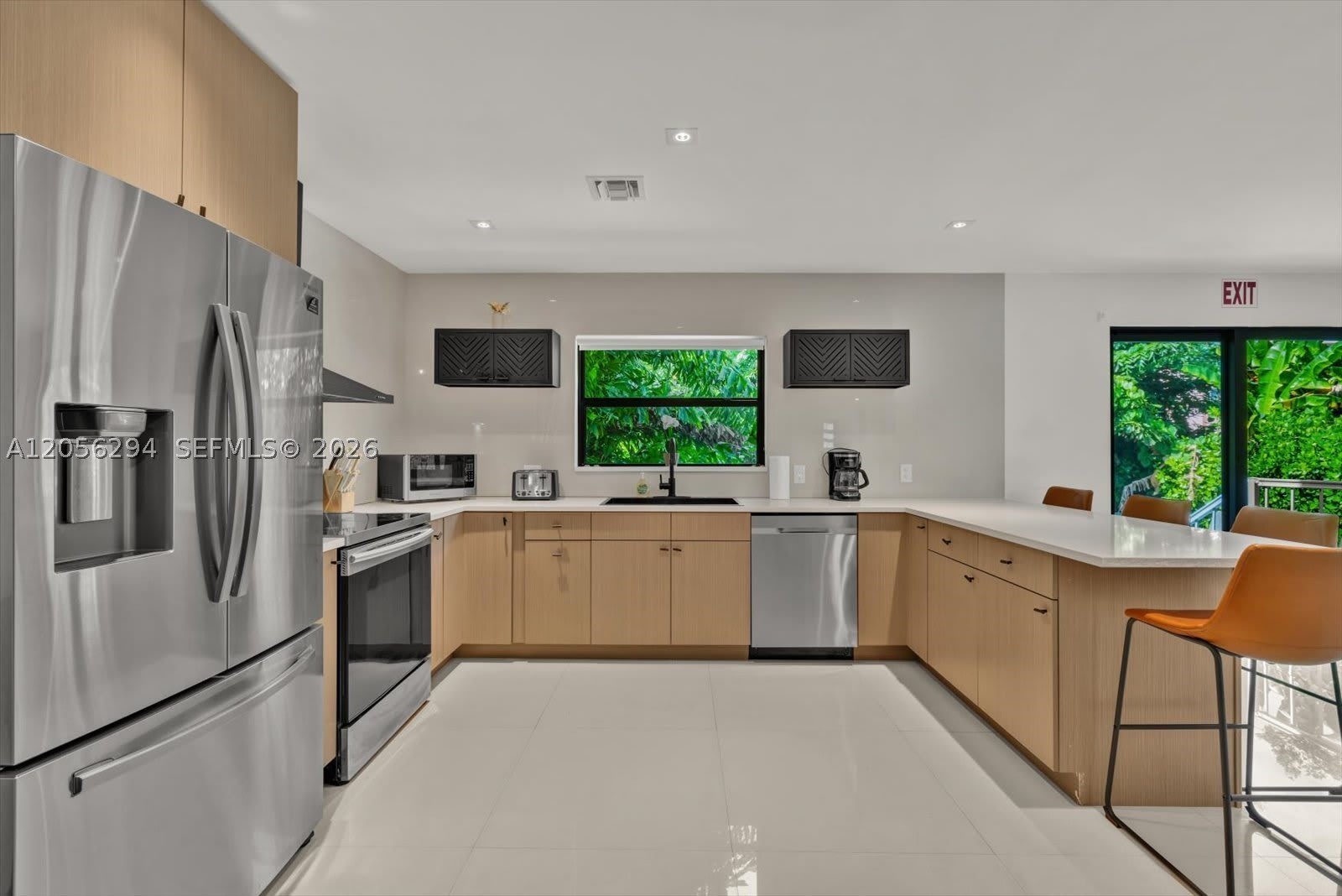 808 SW 29th St – photo 3