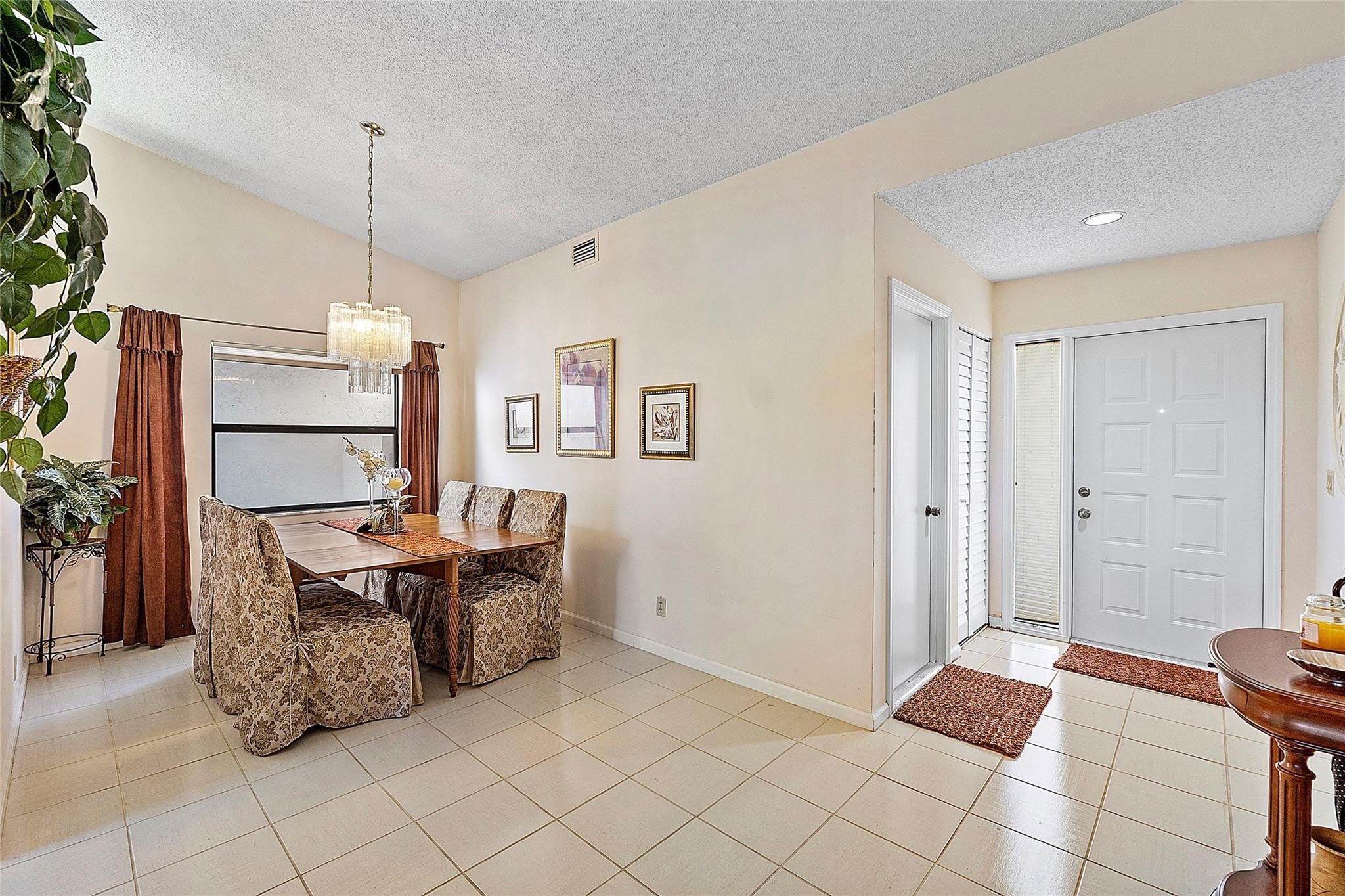 31 Columbia Court – photo 4